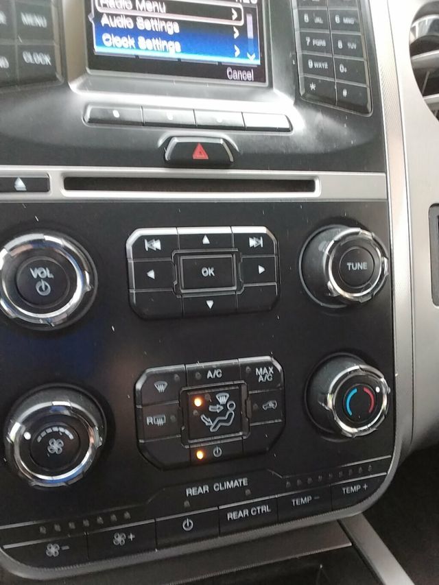 2016 Ford Expedition 4WD 4dr XLT - 22968002 - 22