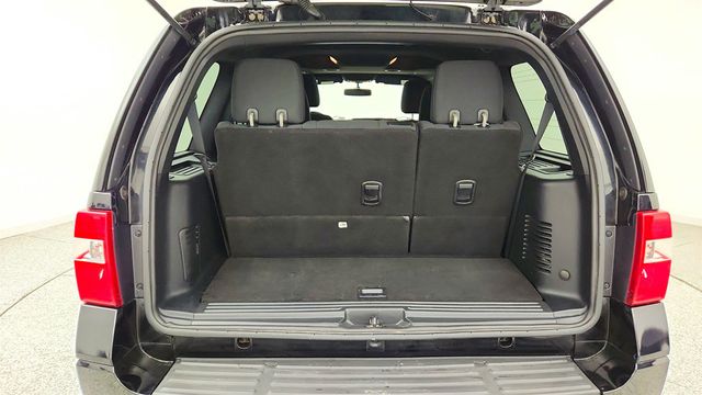 2016 Ford Expedition 4WD 4dr XLT w/ Power Moonroof - 23035199 - 19