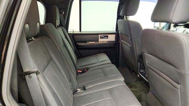 2016 Ford Expedition 4WD 4dr XLT w/ Power Moonroof - 23035199 - 20