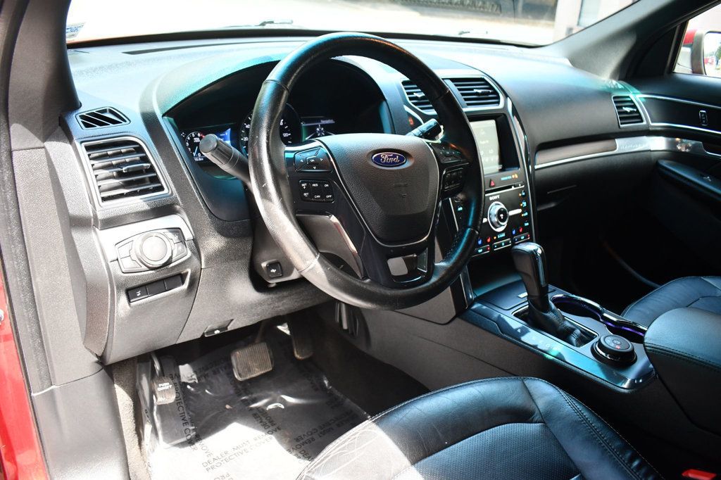 2016 Ford Explorer Limited photo 21