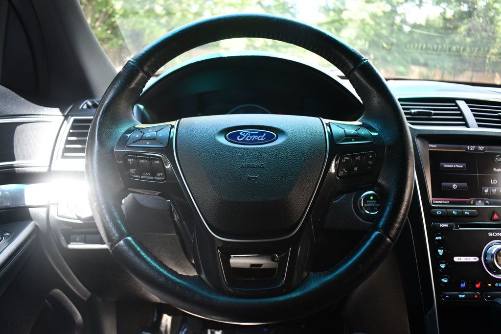 2016 Ford Explorer Limited photo 24