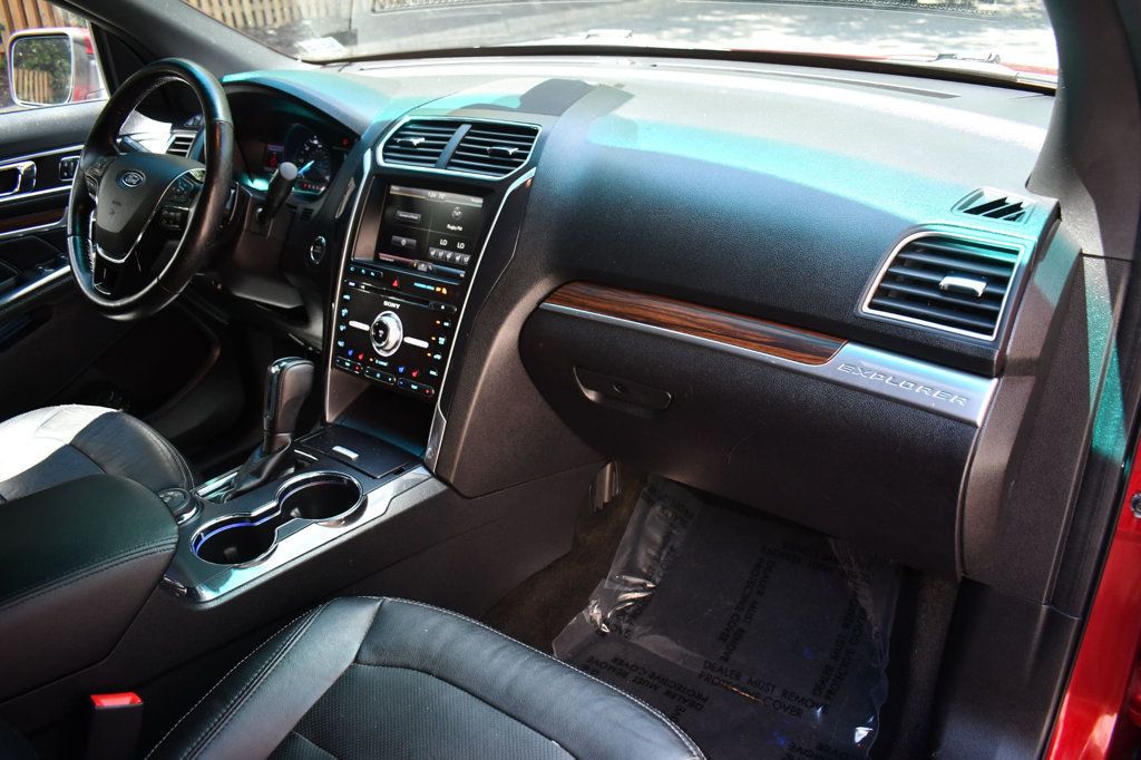 2016 Ford Explorer Limited photo 34