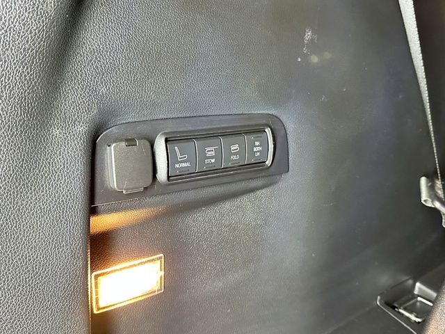 2016 Ford Explorer 4WD 4dr Limited - 23057355 - 44