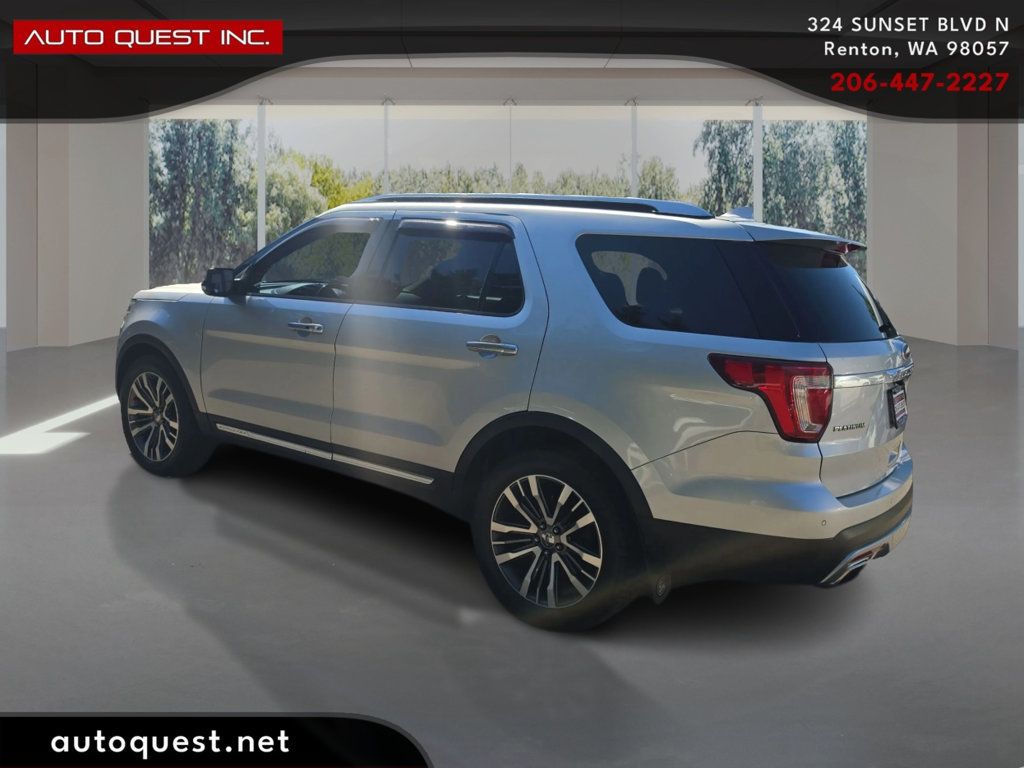 Ford Explorer photo 7