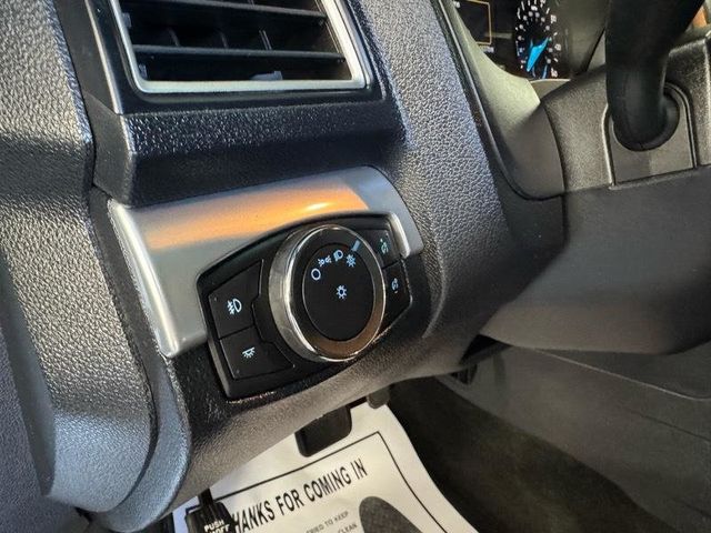 2016 Ford Explorer 4WD 4dr XLT - 23030873 - 13
