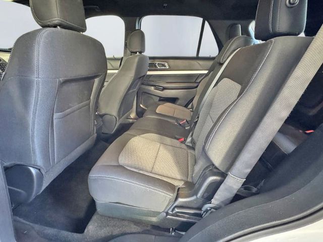 2016 Ford Explorer 4WD 4dr XLT - 23030873 - 18