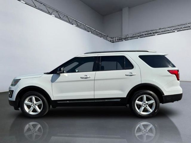 2016 Ford Explorer 4WD 4dr XLT - 23030873 - 1