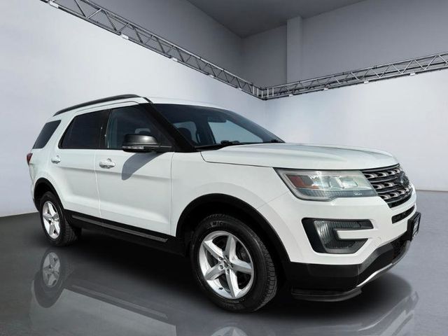 2016 Ford Explorer 4WD 4dr XLT - 23030873 - 8