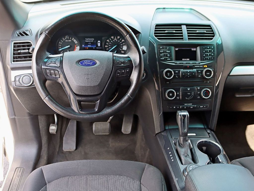 2016 Ford Explorer 4WD 4dr XLT - 22080537 - 8