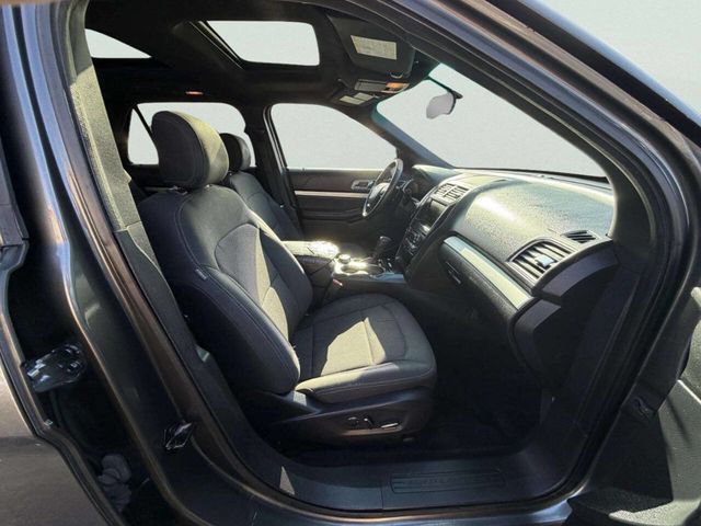2016 Ford Explorer 4WD 4dr XLT - 22963903 - 32
