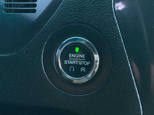 2016 Ford Explorer 4WD 4dr XLT - 22963903 - 42