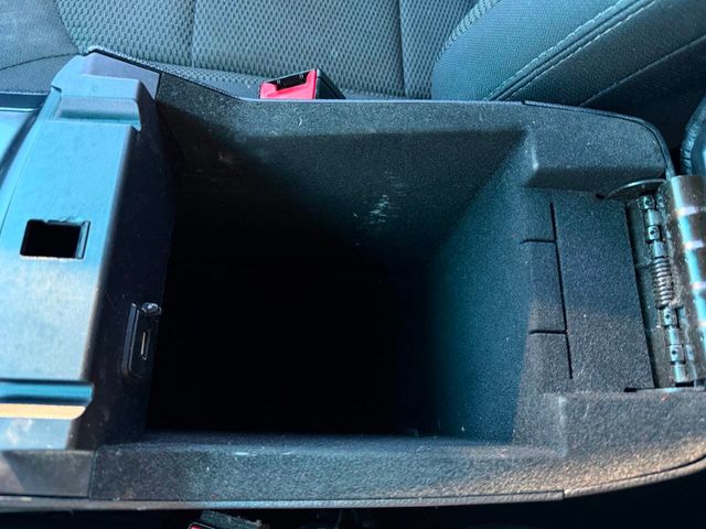 2016 Ford Explorer 4WD 4dr XLT - 22963903 - 50