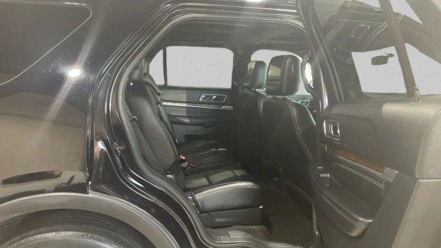 2016 Ford Explorer FWD 4dr Limited - 22957479 - 10