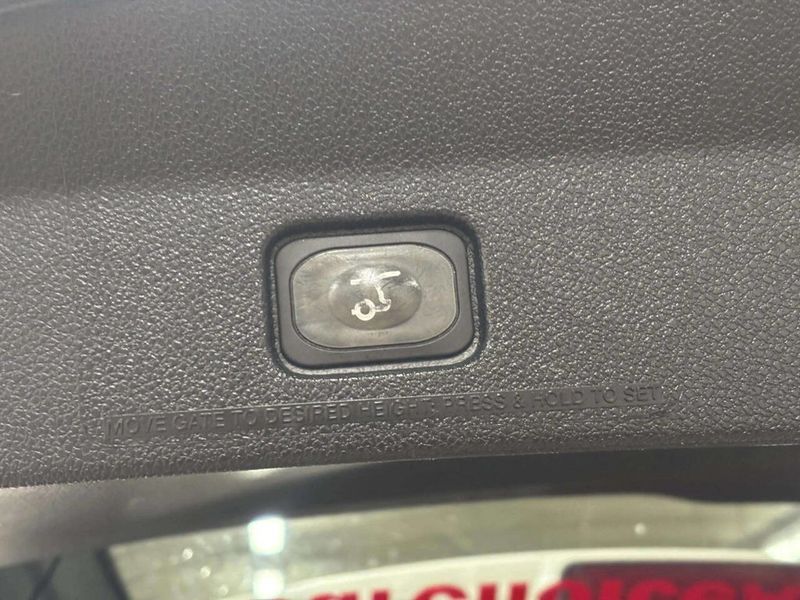 2016 Ford Explorer FWD 4dr Limited - 22974259 - 17