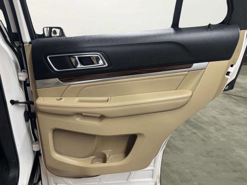 2016 Ford Explorer FWD 4dr Limited - 22974259 - 18