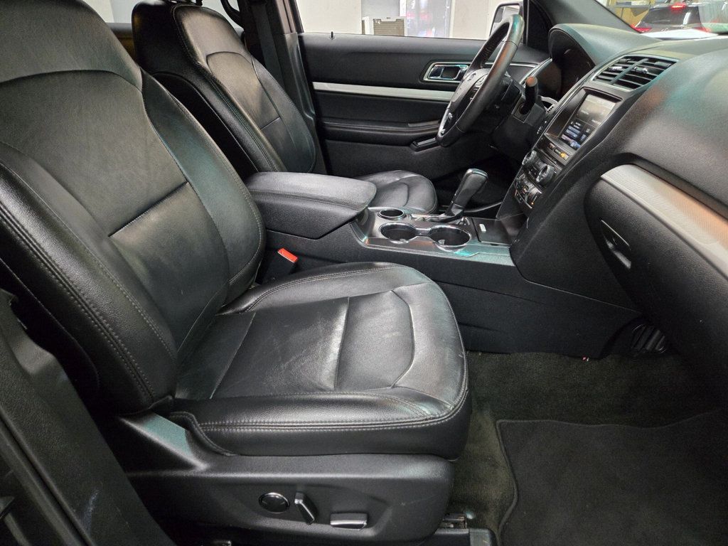 2016 Ford Explorer FWD 4dr XLT - 22903995 - 13