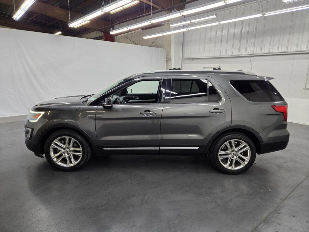 2016 Ford Explorer FWD 4dr XLT - 22903995 - 1