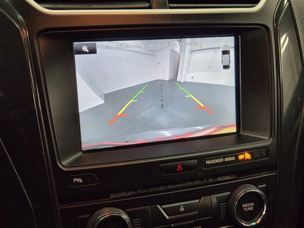 2016 Ford Explorer FWD 4dr XLT - 22903995 - 19