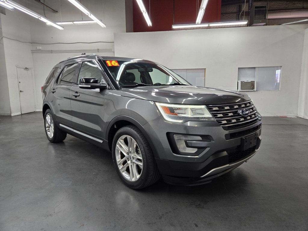 2016 Ford Explorer FWD 4dr XLT - 22903995 - 3