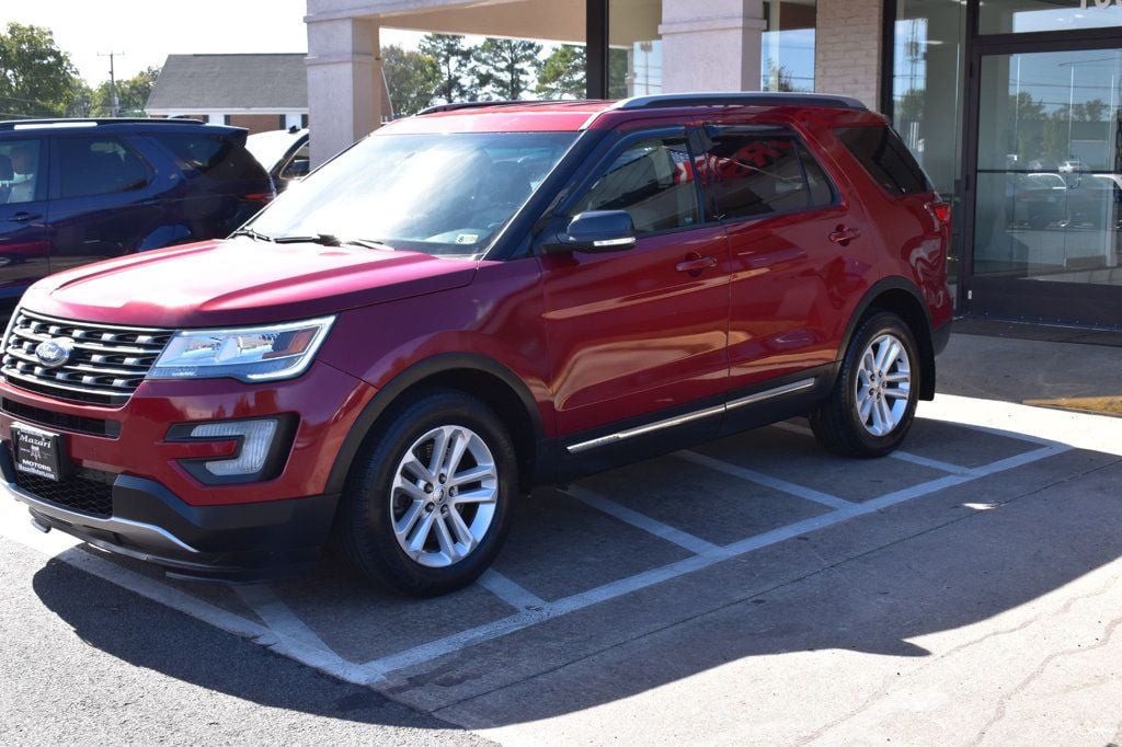 2016 Ford Explorer FWD 4dr XLT - 22631980 - 8