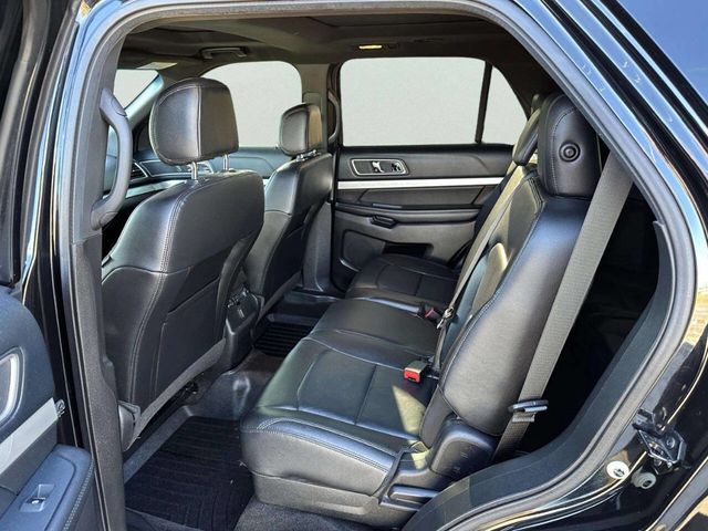 2016 Ford Explorer FWD 4dr XLT - 22972937 - 11