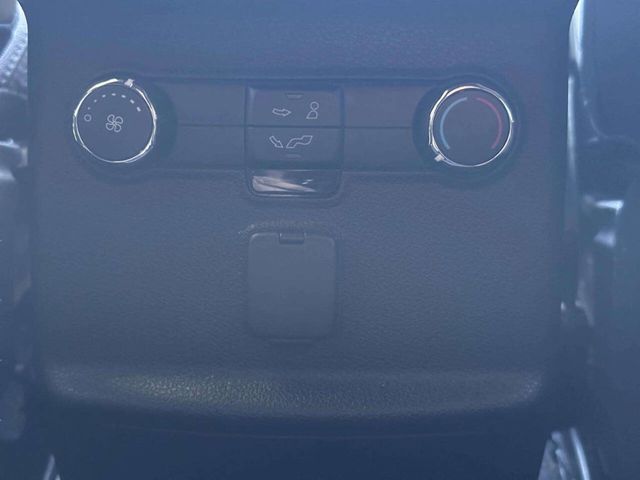 2016 Ford Explorer FWD 4dr XLT - 22972937 - 29