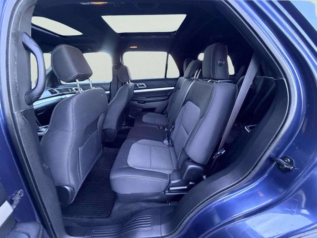 2016 Ford Explorer FWD 4dr XLT - 23044830 - 21