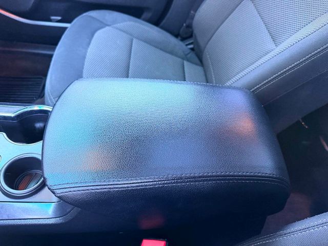 2016 Ford Explorer FWD 4dr XLT - 23044830 - 40