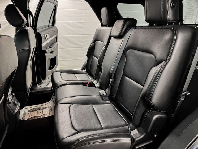 2016 Ford Explorer XLT 4WD - 23027098 - 9