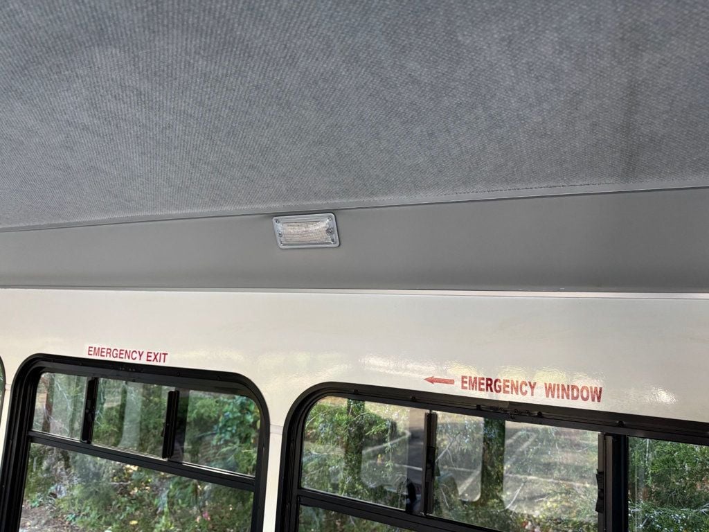 2016 Ford E-350 Cutaway Non-CDL Shuttle Bus 42K Miles For Adults Church Senior & Group Transportation - 22917850 - 31