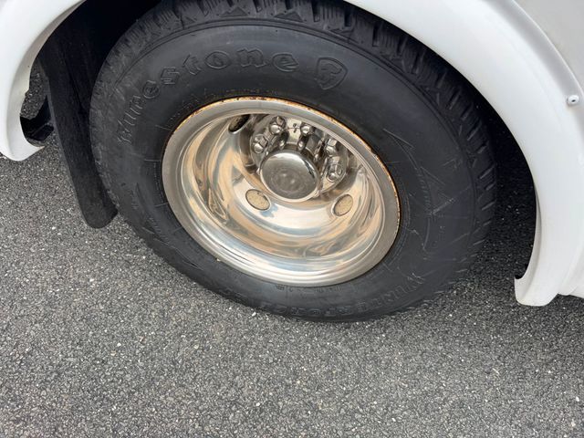 2016 Ford E-350 Cutaway Non-CDL Wheelchair Shuttle Bus For Adult Handicap Accessible Transportation - 22933367 - 39