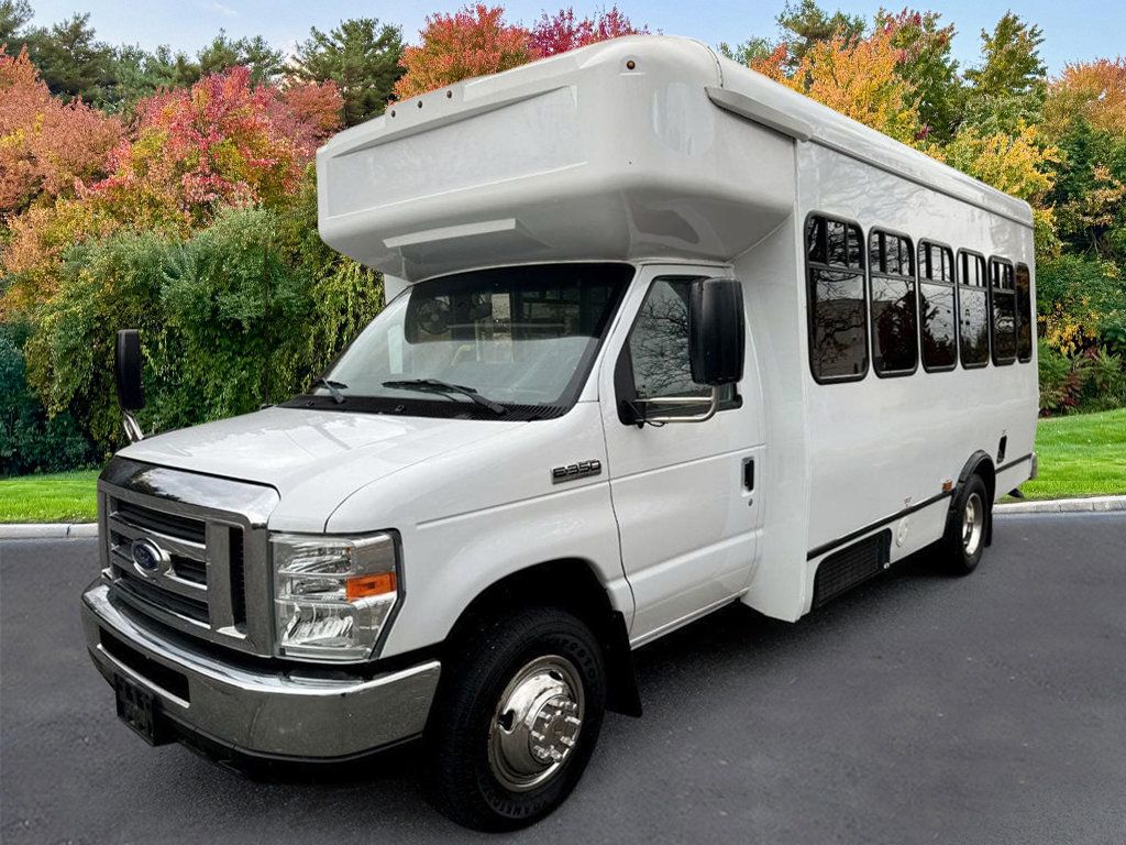 2016 Ford E-350 Cutaway Non-CDL Wheelchair Shuttle Bus For Adults Seniors Church Medical Transport With Lift - 22631402 - 2