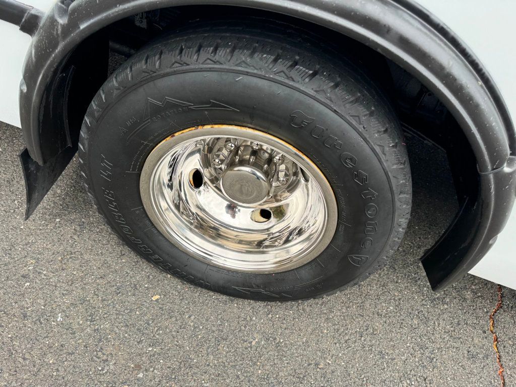 2016 Ford E-350 Cutaway Non-CDL Wheelchair Shuttle Bus For Adults Seniors Church Medical Transport With Lift - 22631402 - 38