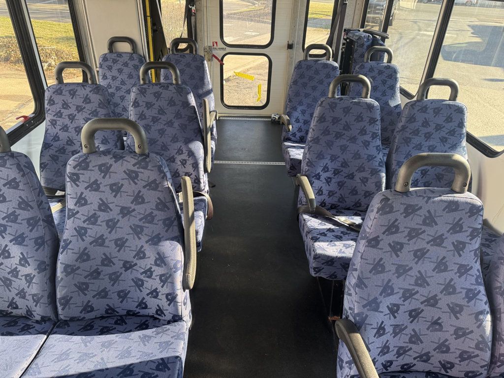 2016 Ford E-350 Non-CDL Wheelchair Shuttle Bus For Sale For Adults Medical Transport Mobility ADA Handicapped - 22962871 - 22