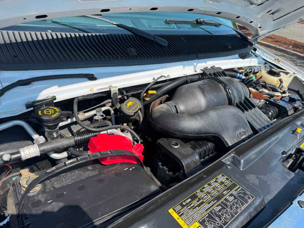 2016 Ford E-450 24 Passenger Shuttle Bus For Senior Tour Charters Student Church Hotel Transport - 22885823 - 14