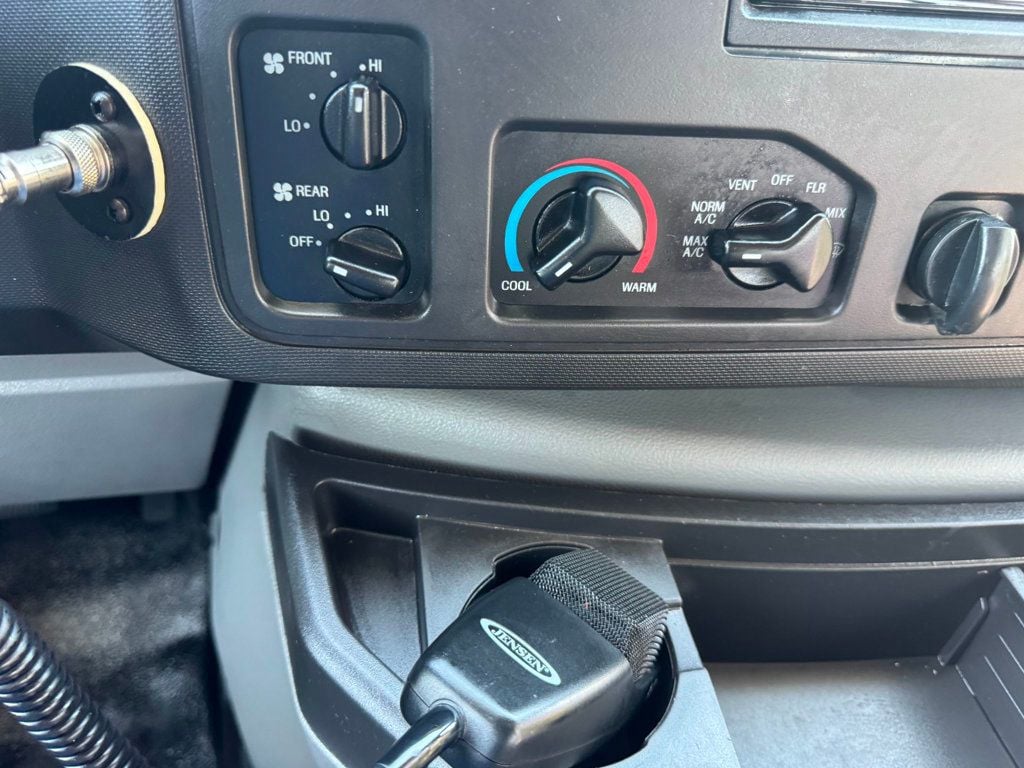 2016 Ford E-450 24 Passenger Shuttle Bus For Senior Tour Charters Student Church Hotel Transport - 22885823 - 27