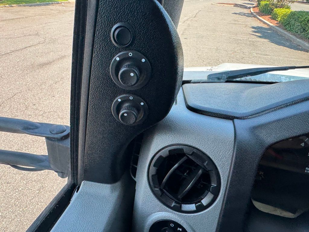 2016 Ford E-450 24 Passenger Shuttle Bus For Senior Tour Charters Student Church Hotel Transport - 22885823 - 29