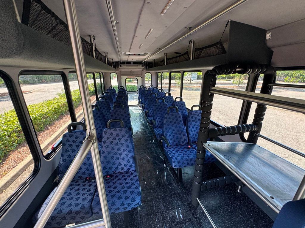 2016 Ford E-450 24 Passenger Shuttle Bus For Senior Tour Charters Student Church Hotel Transport - 22885823 - 5