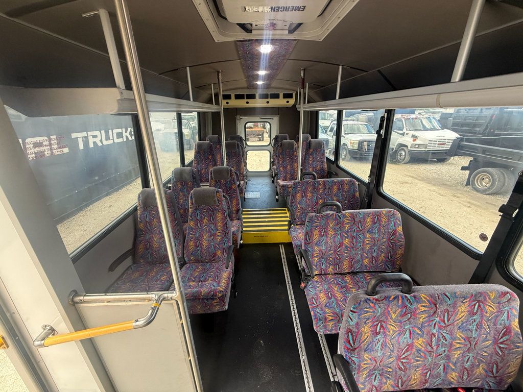 2016 Ford E-450 Shuttle Bus  - 23087229 - 13
