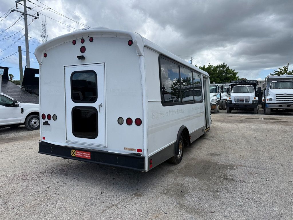 2016 Ford E-450 Shuttle Bus  - 23087229 - 7