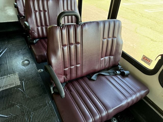 2016 Ford E-450 Wheelchair Eldorado Non-CDL Shuttle Bus For Adults Seniors Church & Handicapped Transport - 22618839 - 25