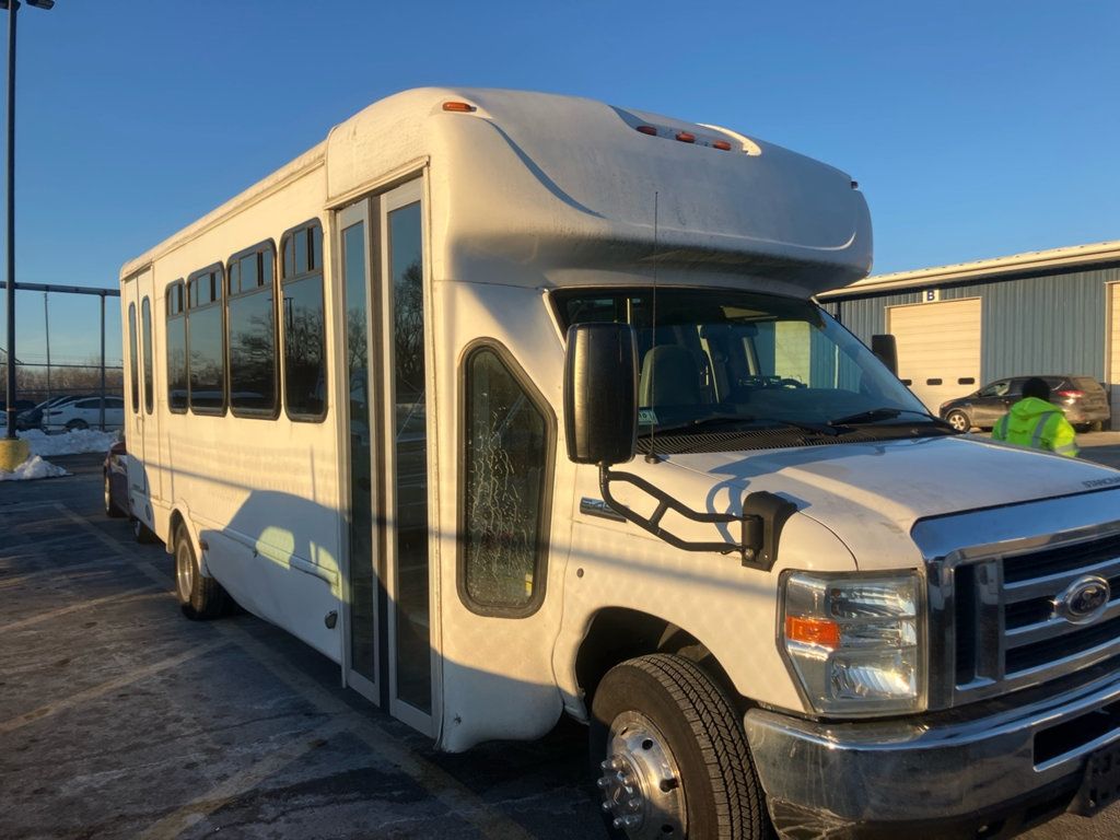 2016 Ford E-450 Wheelchair Shuttle Bus For Sale For Adults Churches Seniors Mobility ADA Handicapped - 22990668 - 2