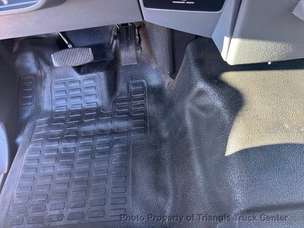 2016 Ford F250HD 8FT STAKE RACK BODY JUST 10k MILES! +HITCH RECEIVER! SUPER CLEAN UNIT! - 22945354 - 16