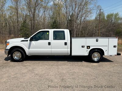 2016 Ford F250HD CREW UTILITY JUST 14k MILES! - 1FD7W2A67GEC86708