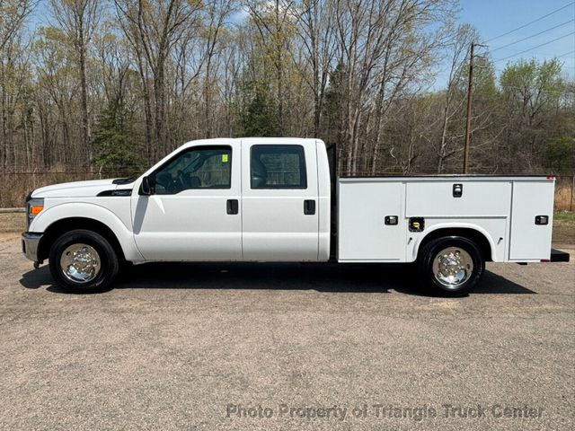2016 Ford F250HD CREW UTILITY JUST 14k MILES! + - 22994073 - 0