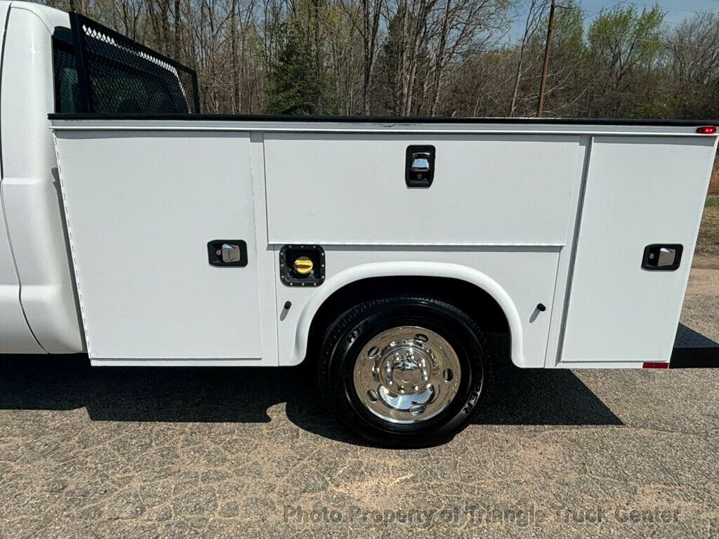 2016 Ford F250HD CREW UTILITY JUST 14k MILES! + - 22994073 - 9