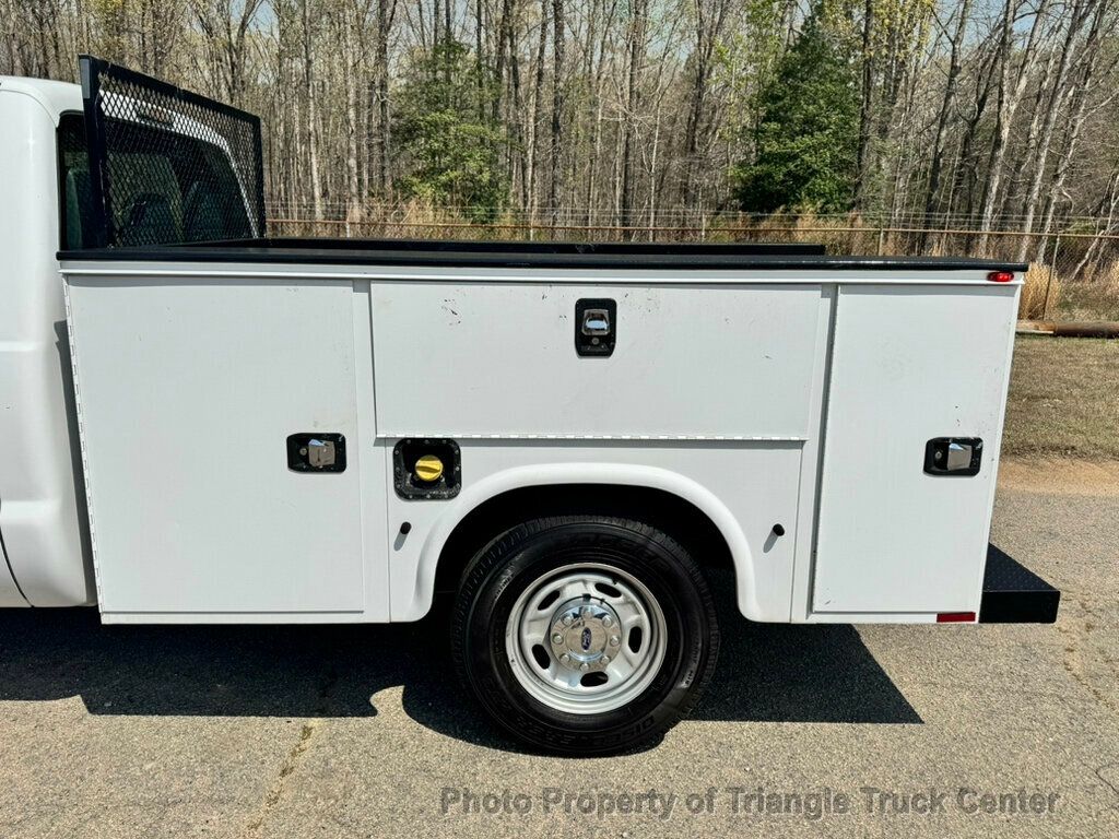 2016 Ford F250HD CREW UTILITY JUST 17k MILES + - 22994072 - 7