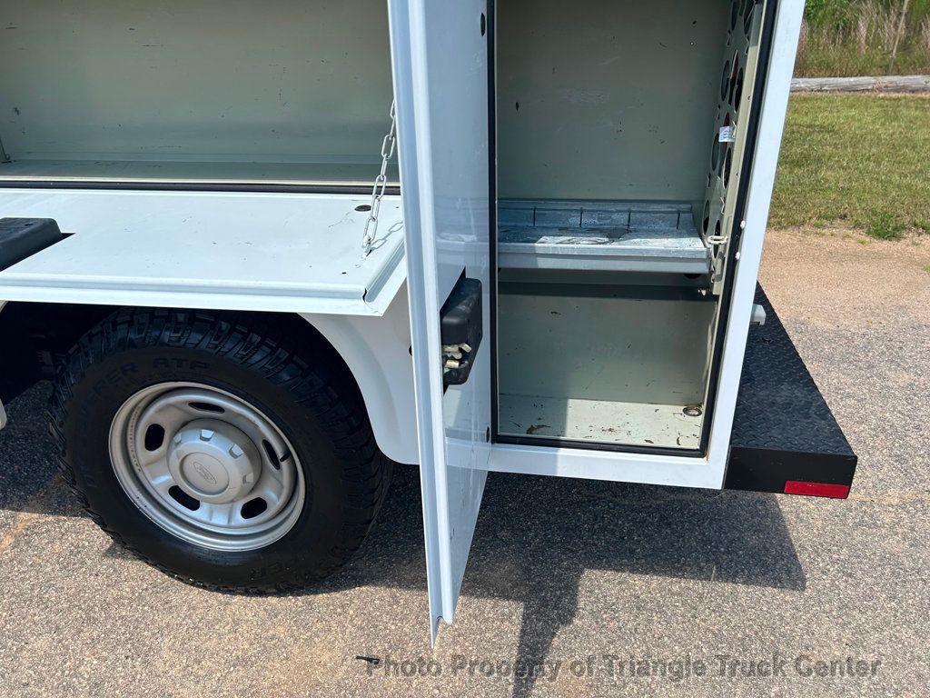 2016 Ford F250HD UTILITY BODY 91k MILES! SPECIAL! ONE OWNER! +HITCH RECEIVER! FINANCE OR LEASE! 100 PICTURES! - 22864547 - 48