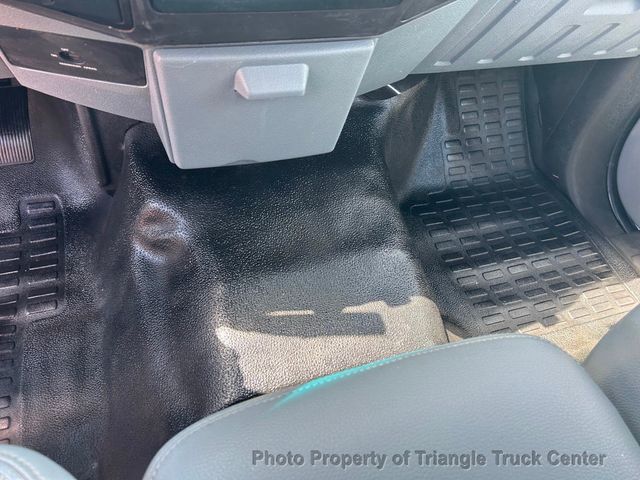 2016 Ford F250HD UTILITY BODY JUS 71k MILES! ONE OWNER! ++HITCH RECEIVER! FINANCE OR LEASE! 100 PICTURES! - 22864582 - 16