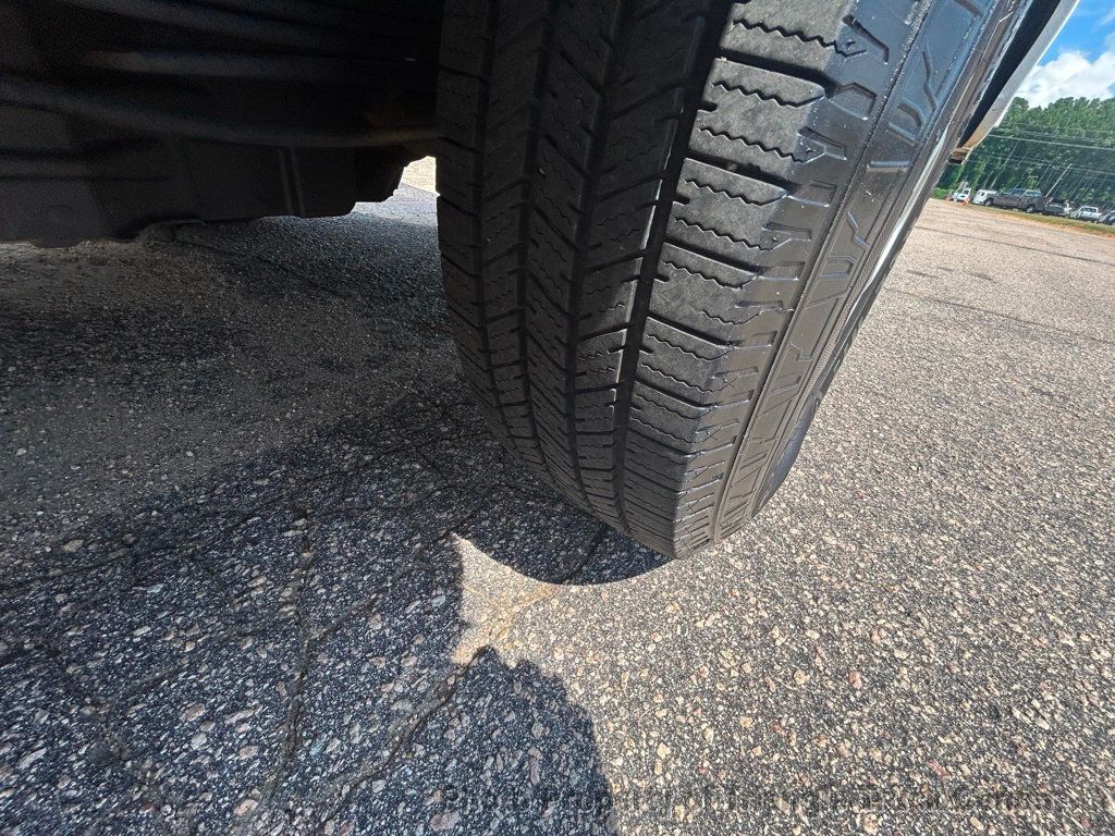 2016 Ford F250HD UTILITY BODY JUS 71k MILES! ONE OWNER! ++HITCH RECEIVER! FINANCE OR LEASE! 100 PICTURES! - 22864582 - 32